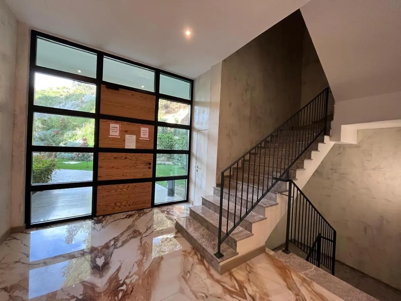 Hill Side Suite 4 By Ps 0*, Дуррес Албания